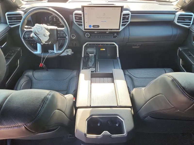 2023 TOYOTA TUNDRA PLATINUM  