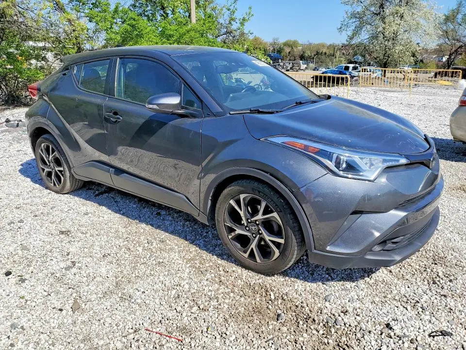 2018 TOYOTA C-HR XLE  