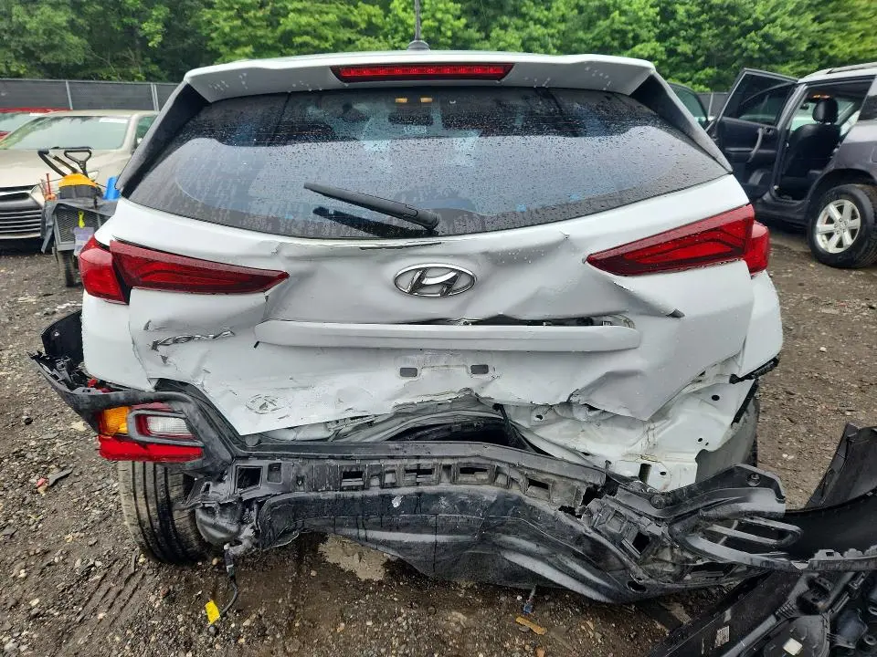 2018 HYUNDAI KONA SE  