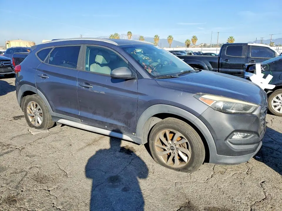 2018 HYUNDAI TUCSON SEL  