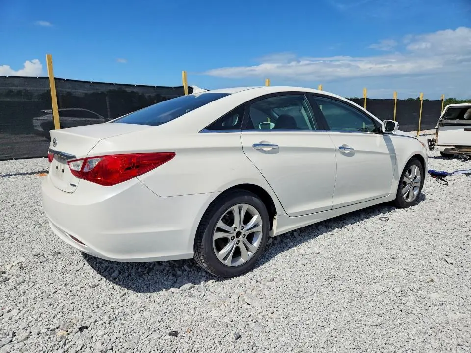 2011 HYUNDAI SONATA LIMITED  
