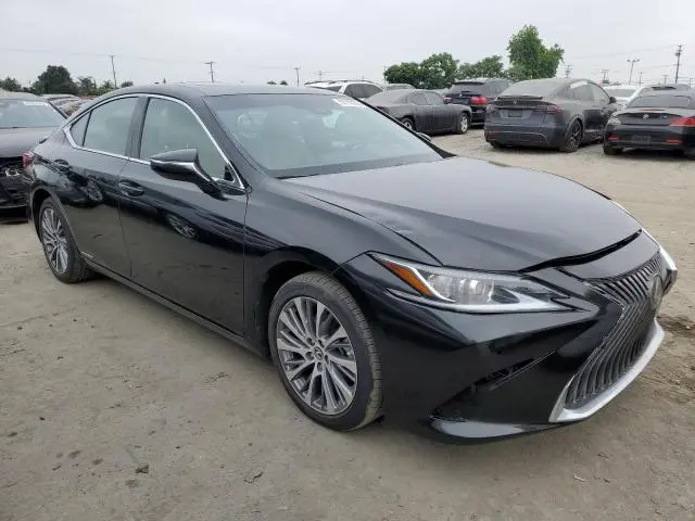 2021 LEXUS ES 300H  