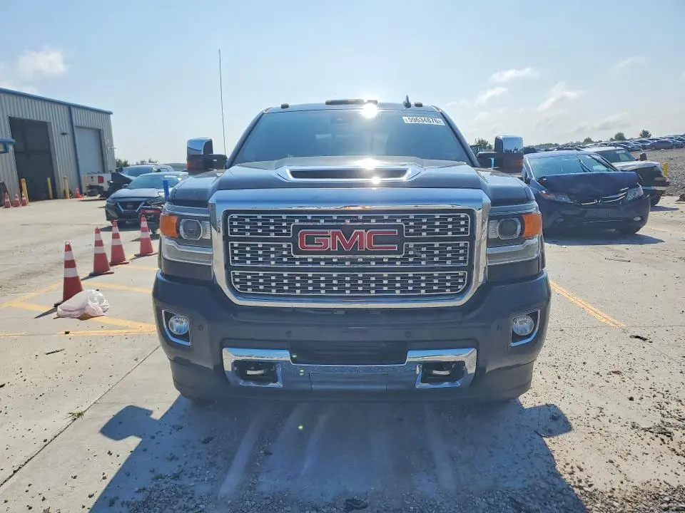 2018 GMC SIERRA K3500 DENALI  