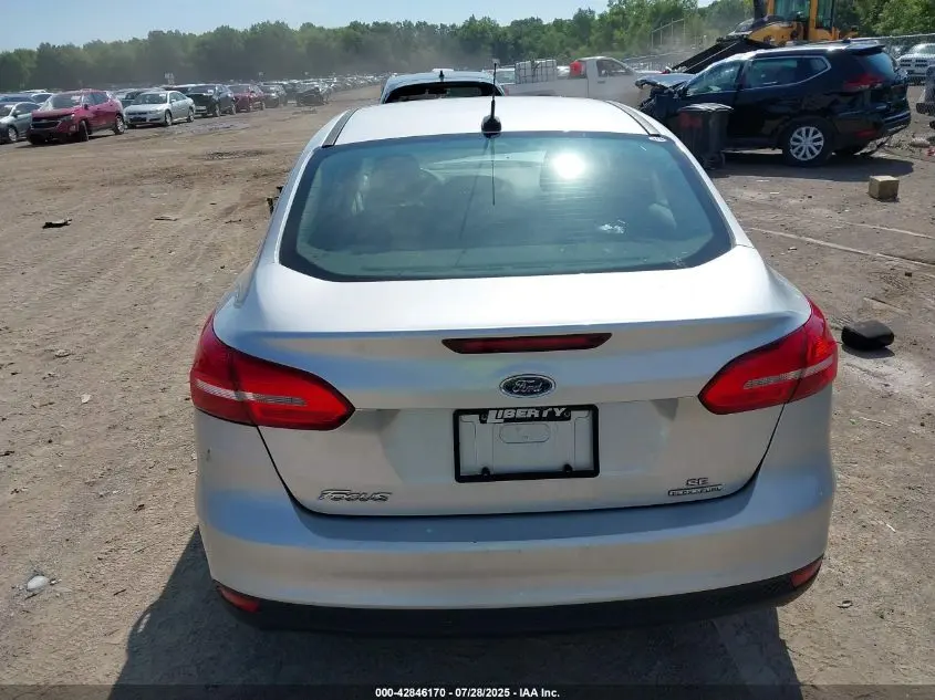 2015 FORD FOCUS SE