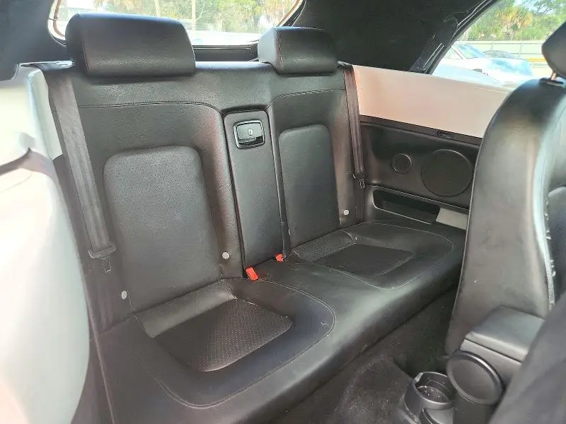 2010 VOLKSWAGEN NEW BEETLE 2.5L  
