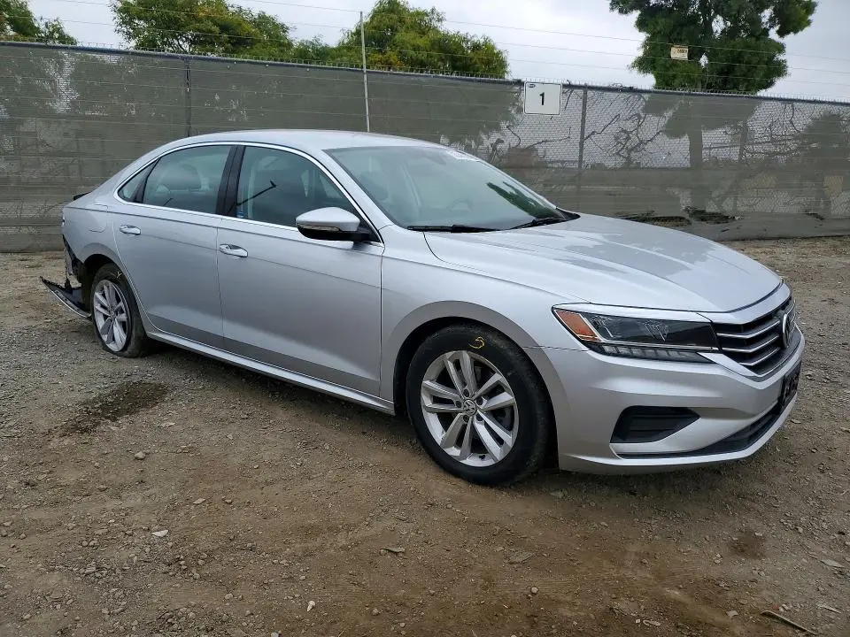2020 VOLKSWAGEN PASSAT SE  