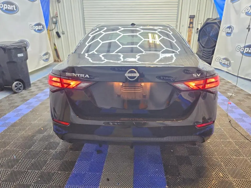 2024 NISSAN SENTRA SV  