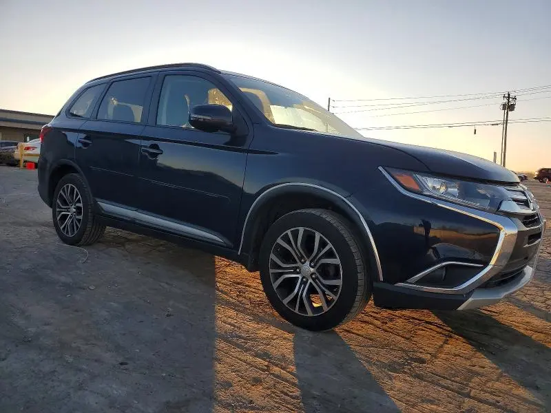 2016 MITSUBISHI OUTLANDER SE  