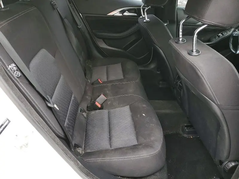 2017 INFINITI QX30 BASE  