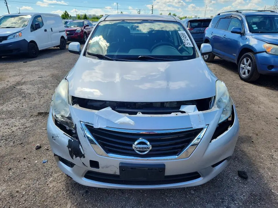 2014 NISSAN VERSA 1.6 SL  
