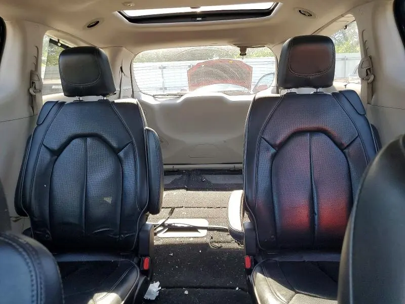 2018 CHRYSLER PACIFICA LIMITED  
