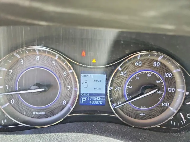 2016 INFINITI QX80 BASE  