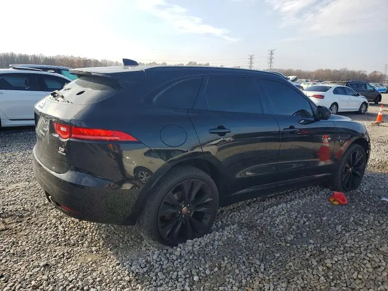 2018 JAGUAR F-PACE S  