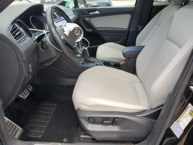 2021 VOLKSWAGEN TIGUAN SE  