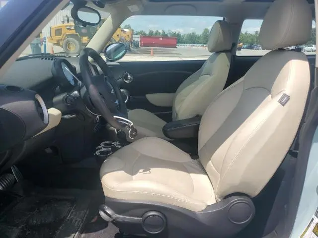 2013 MINI COOPER S