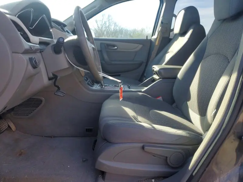 2015 CHEVROLET TRAVERSE LS  