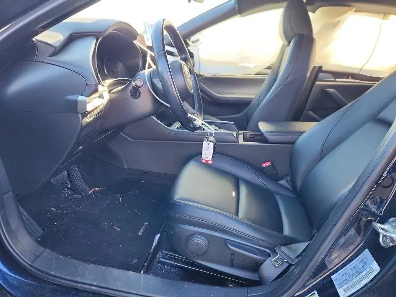 2022 MAZDA 3 SELECT  