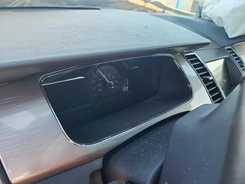 2017 FORD TAURUS SEL  