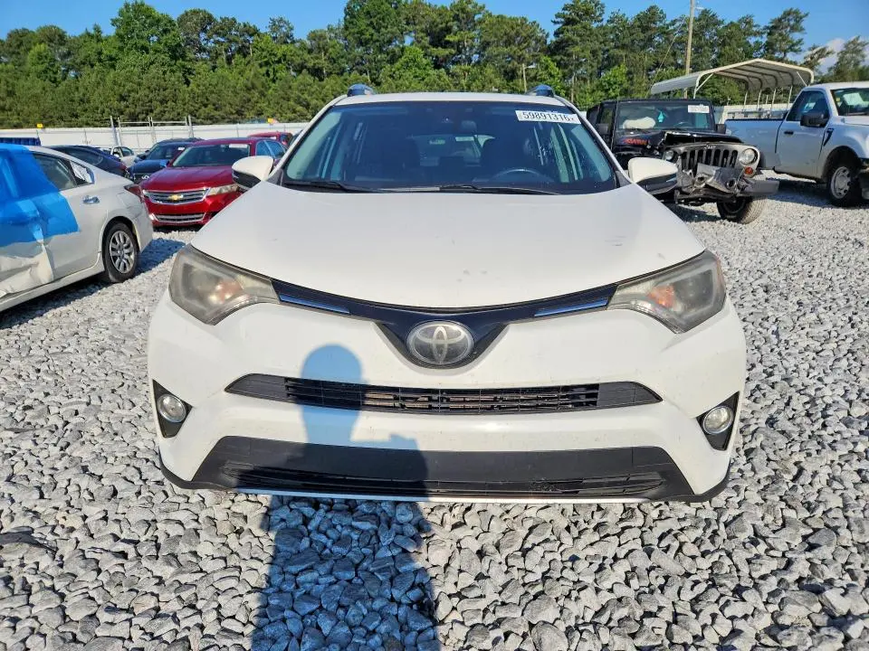 2018 TOYOTA RAV4 XLE  