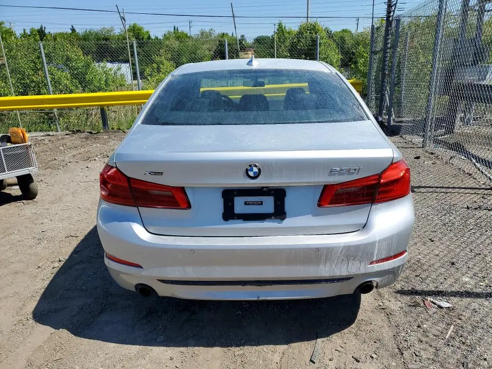 2017 BMW 530 XI  