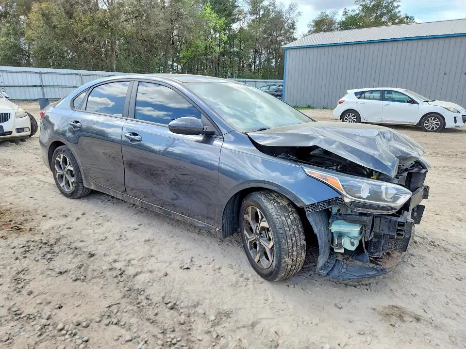 2019 KIA FORTE LXS  