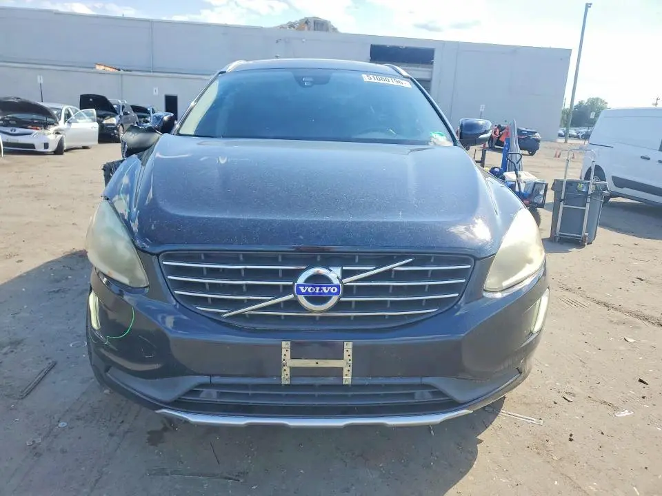 2014 VOLVO XC60 T6  