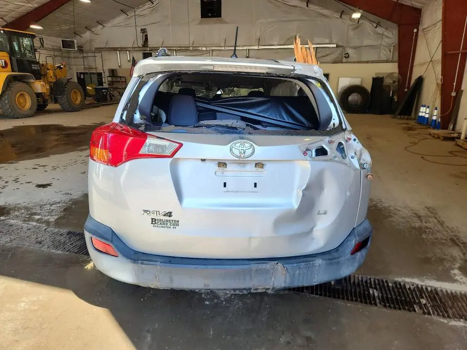 2014 TOYOTA RAV4 LE  