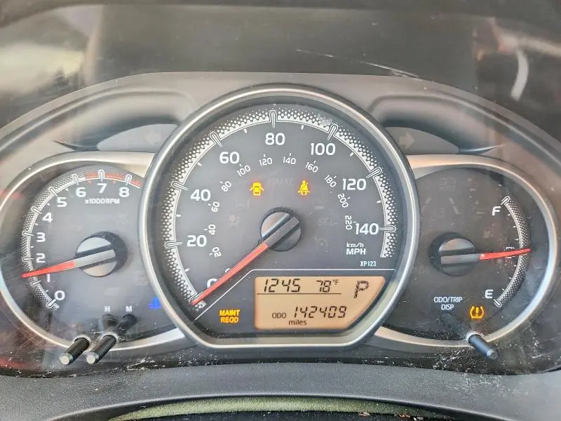 2017 TOYOTA YARIS 5-DOOR L FLEET  