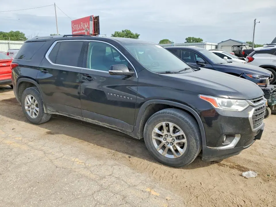 2018 CHEVROLET TRAVERSE LT  