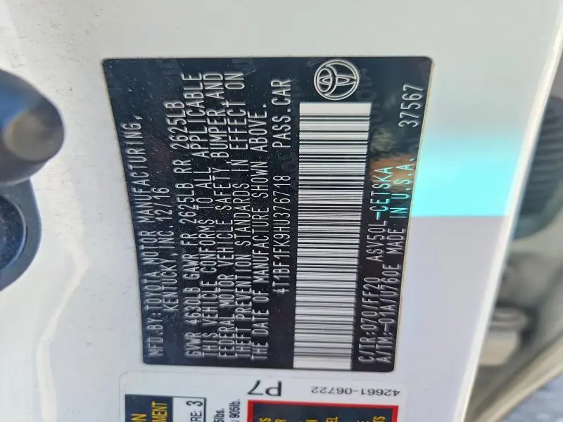 2017 TOYOTA CAMRY SE  