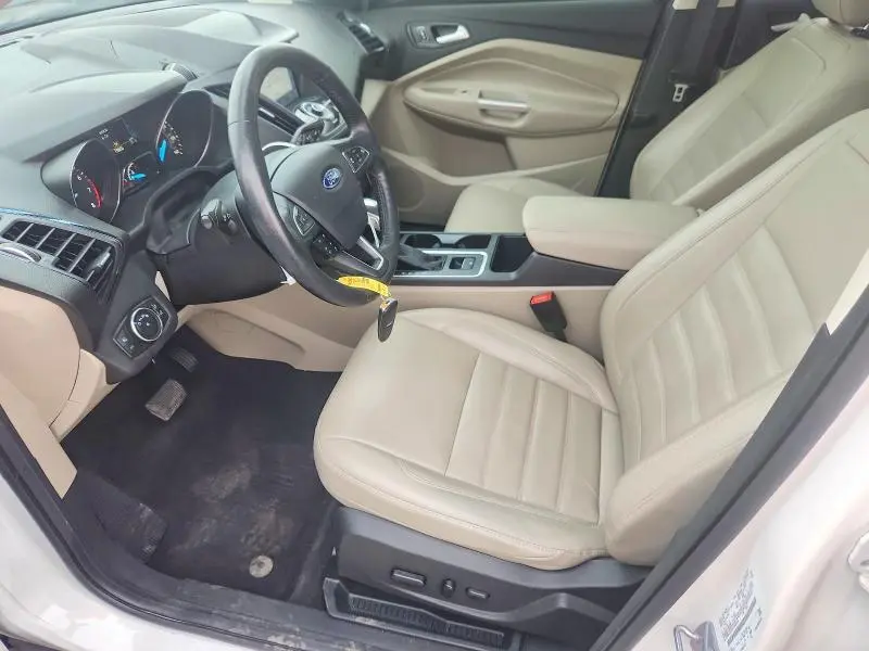 2019 FORD ESCAPE TITANIUM  