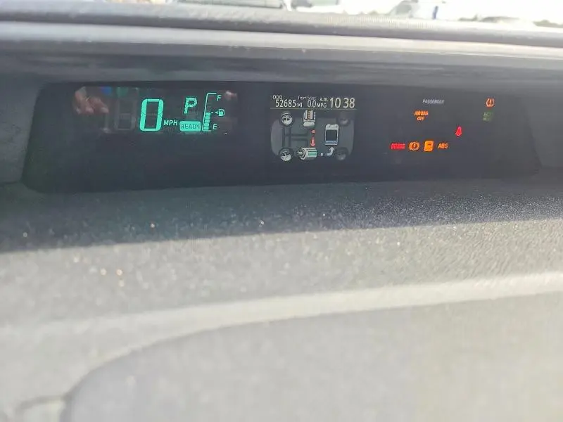 2013 TOYOTA PRIUS C TWO  