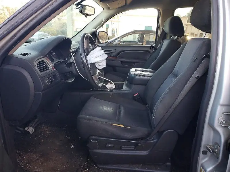 2011 CHEVROLET TAHOE C1500 LS  