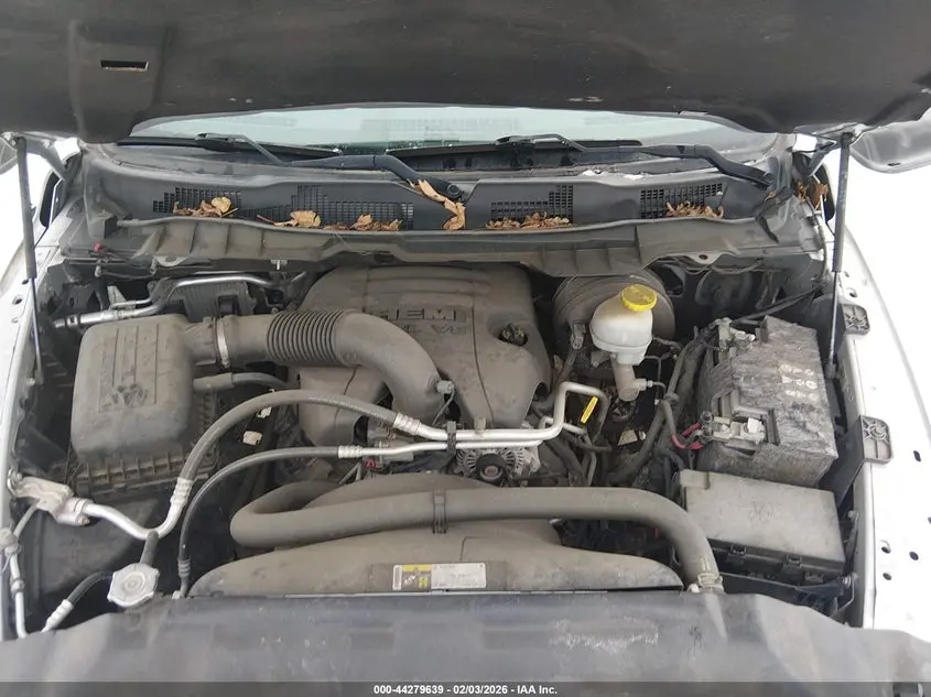 2018 RAM 1500 EXPRESS  4X4 6'4 BOX