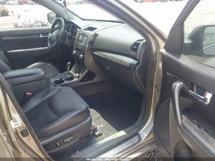 2013 KIA SORENTO SX