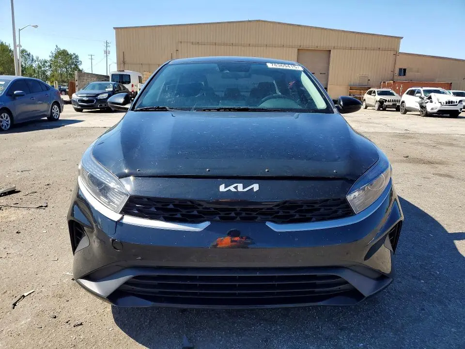 2024 KIA FORTE LX  