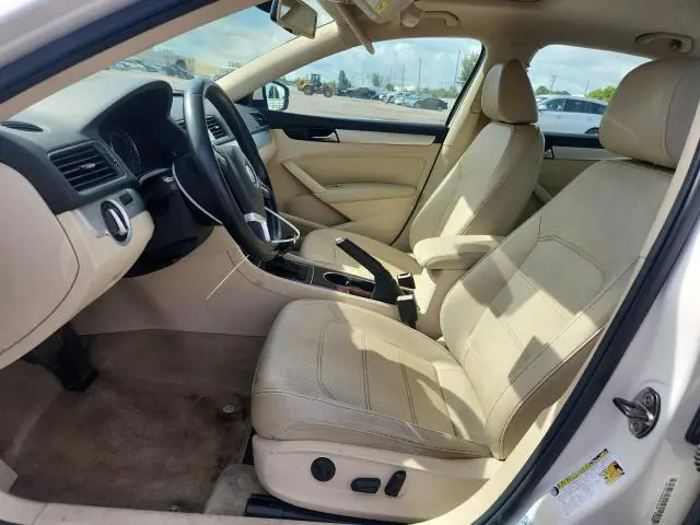 2013 VOLKSWAGEN PASSAT SEL  