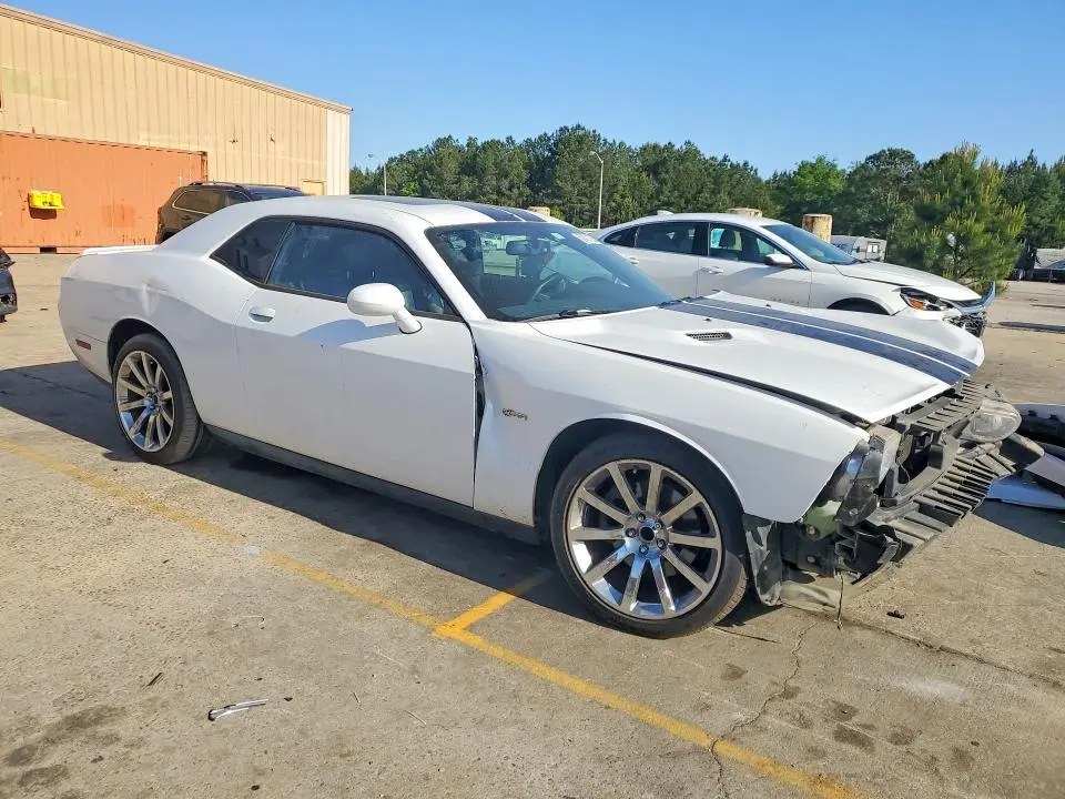 2014 DODGE CHALLENGER SXT  