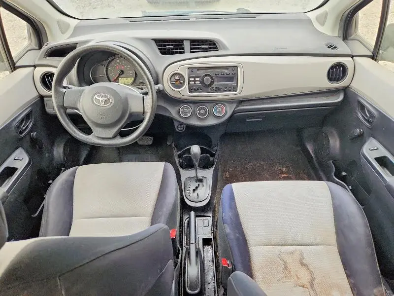 2014 TOYOTA YARIS 5-DOOR L  