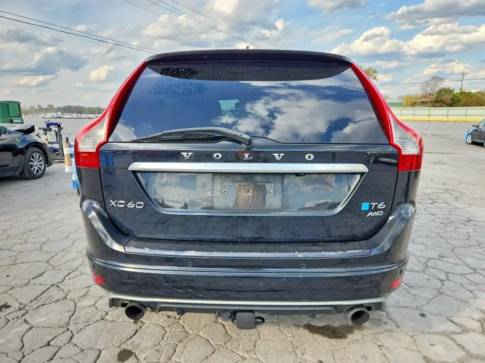 2014 VOLVO XC60 T6  