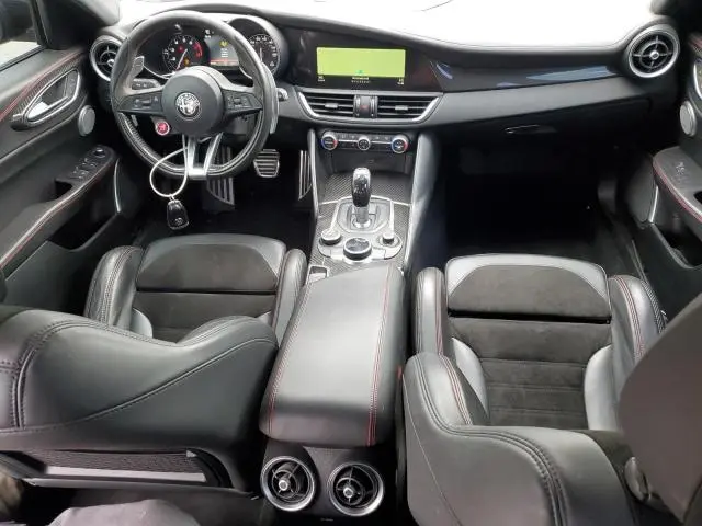 2017 ALFA ROMEO GIULIA QUADRIFOGLIO  