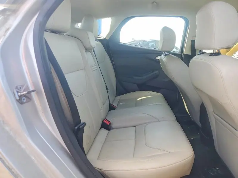 2016 FORD FOCUS TITANIUM  