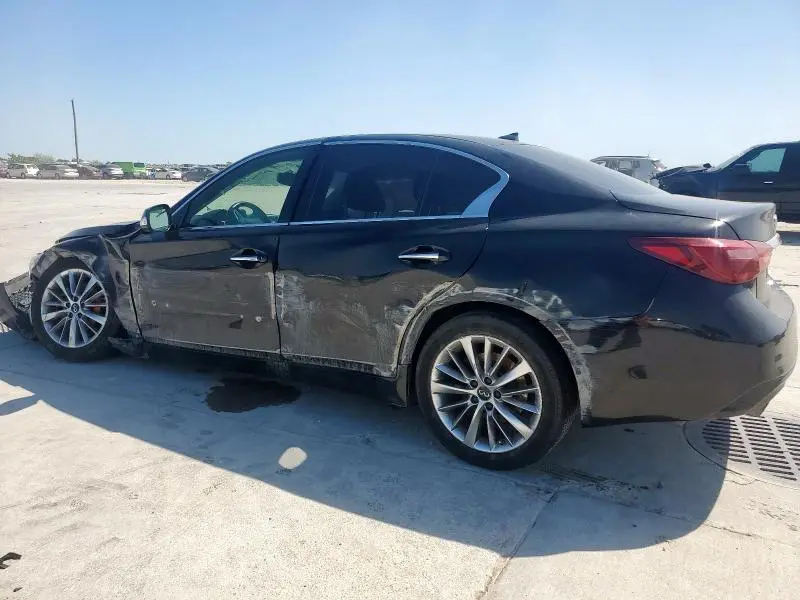 2018 INFINITI Q50 PURE