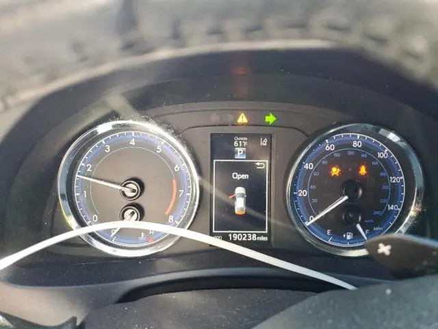 2019 TOYOTA COROLLA L  