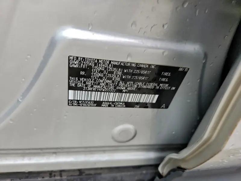 2015 TOYOTA RAV4 XLE  