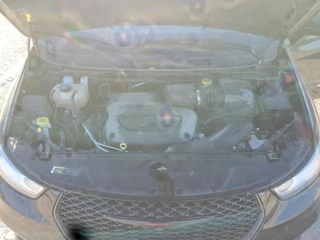 2021 CHRYSLER PACIFICA LIMITED  