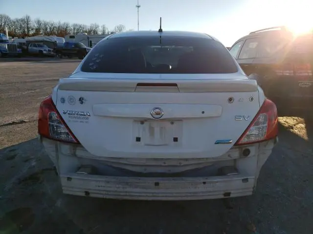2015 NISSAN VERSA S  