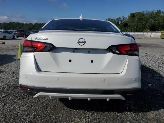 2025 NISSAN VERSA SV  