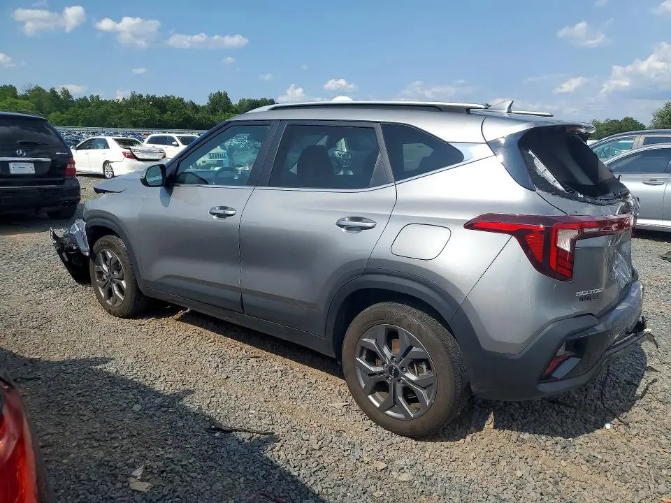 2024 KIA SELTOS S  