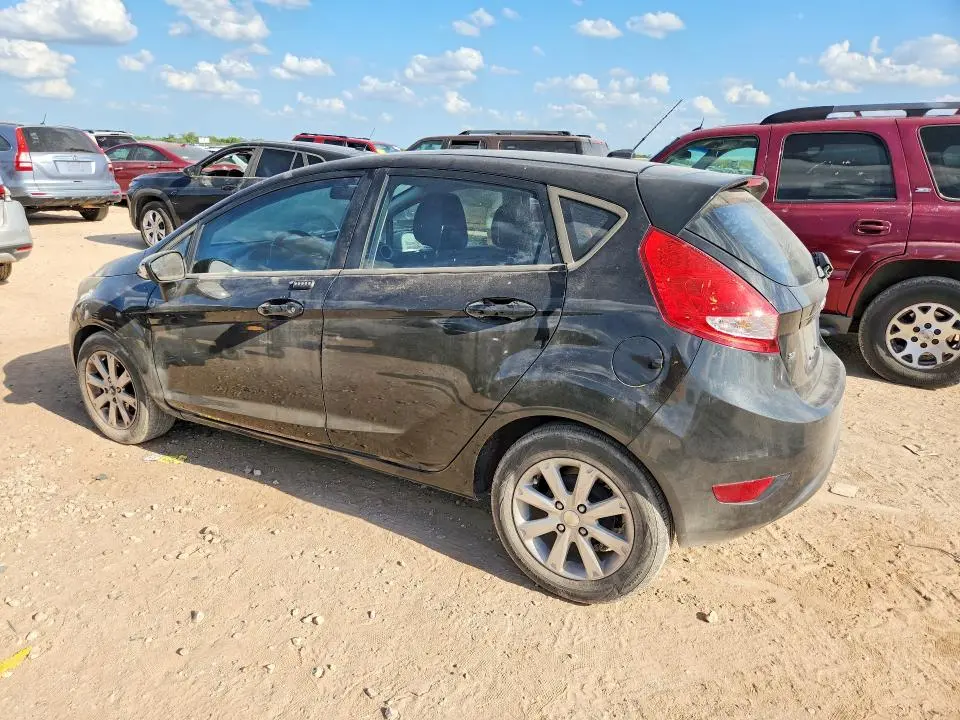 2013 FORD FIESTA SE  